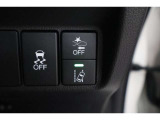 ホンダセンシング搭載!衝突軽減ブレーキや誤発進抑制装置搭載!この他にも先進の安全機能を多数搭載しております!安全に安心にお乗り頂き快適なカーライフをお楽しみください!!