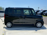 中古車の基本保証(期間は1年間・走行距離は無制限)のホット保証がついております。安心してご購入ください。※中古車保証は車両価格￥400.000-以上からになります。