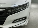 LEDヘッドライトは、点灯の瞬間から最大光量を発揮し、突然暗くなるトンネルなどでの安定感を高めます。