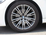 月々のお支払いを抑えやすい残価設定ローンもご用意。無理のないプランでBMW・MINIをご購入いただけます。