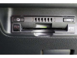 ボイスタイプのETC搭載。高速道路出入口もスマートに通過! 今やマストアイテムですね。納車前には使用できるようにセットアップをさせていただきます。ETCカードの取扱もしておりますのでご相談ください。