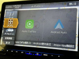 スマホとクルマをつなぐことで、これまでのナビに加えて、いろんなサービスが楽しめます。