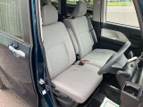 使用感のないきれいな運転席シートです!