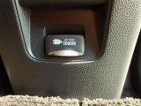 非常時やキャンプなどに役立つAC100Vコンセント付きです。