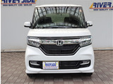 【車屋】として、長く車業界に従事した経験豊富なスタッフが多数在籍しております。