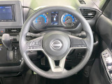 【ステアリングスイッチ】運転中、前方から目線をそらすことなく、オーディオ等の操作が可能な便利機能!安心&快適なドライブを演出してくれます♪