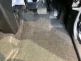 大事な愛車で特別な日をより楽しく、いつもの毎日をさらに快適に過ごせるようスタッフがお手伝いします♪