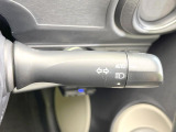 【オートライト】周りの明るさに応じて自動でヘッドライトの点灯・消灯ができる機能です!ライトの付け忘れ・消し忘れなどが無くなり、雨の日や夕方の走行も安心!トンネル通過時も便利ですね♪