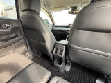 シートバックポケット、スマートフォンポケット(運転席/助手席)
