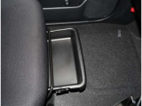 ☆新車の時からの保証書・メンテナンスノート・取扱説明書・点検記録簿等きちんと残っておりますので安心ですよね♪ 新車とは違い中古車ですので有るのと無いのでは車の価値も異なります。