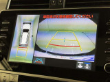 バックモニター付なので後退時に後方が見えるので安心。 車は構造上、死角がたくさんなので万が一を考えると必須ですね。 あくまで補助の為の装備、バックは目視で確認する事が重要ですよ。