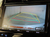 バックガイドモニターを装備しております。