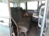 ゆとりある広々とした車内空間は、ドライブを始め買い物やレジャーなど、幅広く活躍します。一人でもみんなとでもお出かけを楽しみましょう!