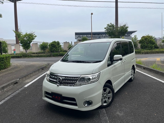 セレナ 2.0 ハイウェイスター 