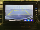 バックでの車庫入れも安心です! リアカメラが付いているバックモニター付のナビを装備しております。操作線もついており距離感も画面から確認できます。