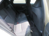 GVCという機能により運転者のハンドル操作に合わせて、エンジントルクをコントロールして車内の揺れを少なくなる機能があります。また、エアコンの吹き出し口もついているので、快適に過ごすことができます。