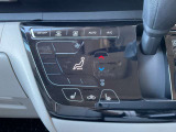 寒い日にあると嬉しいシートヒーター付きです。運転席だけではなく、助手席にも装備されているので、同乗される方も暖かくお過ごし頂けます。