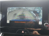 バックガイドモニターで、後方を確認しながら安心して駐車することができます。運転初心者も熟練者も必須の機能ですよ!