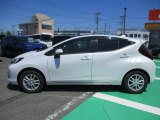 アクア  1.5 Z E-Four 4WD
