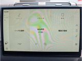 新しく生まれ変わったインフォテイメントシステム「Pivi Pro」を搭載します。AppleCarPlay / Android Auto接続にも対応。より直感的でスマートな操作が可能となります。