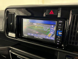 フルセグナビ付です♪初めての場所でも安心して運転できますね。画面も見やすく、操作も簡単です