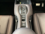 停車中にブレーキペダルを踏み続けなくてもブレーキ保持ができるオートマチックブレーキホールド機能もついております。