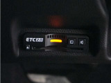◆ETC2.0◆進化したドライブ体験。料金収受システムだけだったETCが生まれ変わって、高速道路を賢く使うETC2.0に進化しました。多彩な情報サービスが便利で快適なドライブ体験を提供します。
