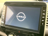 【大画面ナビ】人気の大型10インチナビを装備。存在感のある大画面はインパクト大!ナビ利用時のマップ表示は見やすく、テレビやDVDは臨場感がアップ!いつものドライブがグッと楽しくなります♪