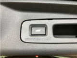 【電動リアゲート】スイッチ操作で、パワーテールゲートを自動で開閉することができます!