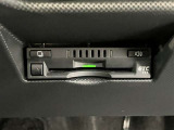 ETC車載器です!高速道路の料金所で慌てて小銭を探すことも無くなります。キャッシュレスでスイスイ、ストレスフリー♪