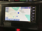 【トヨタ純正SDナビゲーション装備】純正品だから使いやすい!フルセグTV視聴可能で室内も快適♪地図データが古くなってきたら全国トヨタディーラーで更新(有料)も簡単にできます♪