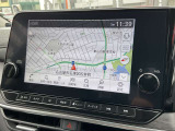 9インチワイド日産コネクトナビゲーション搭載。インパネにマッチする専用デザインに、美しく見やすい大画面ディスプレイを採用。