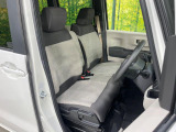 運転席シート廻りは使用感も少なく、良好な状態となっています。前オーナー様が丁寧に使っていたことがよくわかりますね。