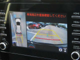 「パノラミックビューモニター」でクルマを真上から見るように周囲を確認でき、駐車の際に大活躍☆