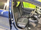 運転席シート廻りは使用感も少なく、良好な状態となっています。前オーナー様が丁寧に使っていたことがよくわかりますね。