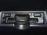 ETC車載器付きです。高速道路の料金所もスムーズに通過できます。