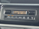 【 オートエアコン 】車内温度を感知して自動で温度調整をしてくれるのでいつでも快適な車内空間を創り上げます!//