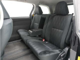 ◆ゆったり座れる大型で上質なシート。ゆとりのサイズと十分な厚みで豊かな座り心地を生み、ロングドライブでも疲れにくいシートです。