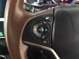 ステアリングリモコンは、運転中でも簡単に音量調整やチャンネル変更もできます!わき見運転防止にもつながるので安心です♪