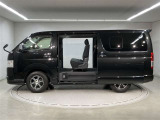 当社でご購入していただいた全ての車両はご納車前に、しっかり点検・整備してからのご納車になります。点検部位はエンジンオイル交換・ワイパーゴム・ブレーキ点検・調整・その他を確認の上ご納車致します。