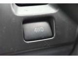 4WDと2WDの変更スイッチです。