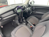 ◆LIBERALAは、輸入車選びの新たなスタイルを提案するインポート・セレクト・ブランドです。オーナー様となる方がクルマから直接感じる感性を第一にした、最良の一台との出会いをコーディネートいたします。