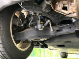お車を安心してお乗りいただく為には、足回りの定期点検が欠かせません。サービスサポート(有償保証)では無料点検もご提供しており、安心のカーライフをお過ごしいただけるサポート体制が整っています。