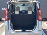 納車の前にはエンジンオイル、オイルエレメント、エアクリーナー、ファンベルト、バッテリー、ワイパーゴムのチェックまたは交換を行います!