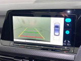 カラーバックモニター搭載しています。リアの映像がカラーで映し出されますので日々の駐車も安心安全です。