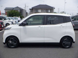 内外装およびエンジンル-ムなど専用クリ-ニング致します。車両クリ-ニングのプロが施工致しますので!高品質な1台に蘇りますよ♪(全在庫無料施工)