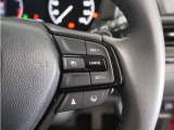 ◆アダプティブクルーズコントロール◆予め設定した車速内でクルマが自動的に加減速。前走車との適切な車間距離を維持しながら追従走行します。【LKAS】車線維持支援システムでステアリング操作を支援。