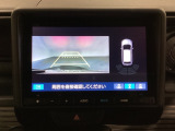 バックでの車庫入れも安心です!リアカメラが付いているバックモニター付のナビを装備しております。バンパーについているソナーや、操作線もついており距離感も画面から確認できます。