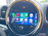 ●Apple Car Play:スマホとの有線接続で、ナビ・オーディオ再生などスマホのアプリ機能が画面でも使える便利機能です!
