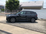 正規ディーラーのBMW専門メカニックが360&deg;納車前点検を徹底的にチェックいたします。点検整備料は車両価格に含まれ、法令12カ月点検が必要な場合も車両価格に含まれます。